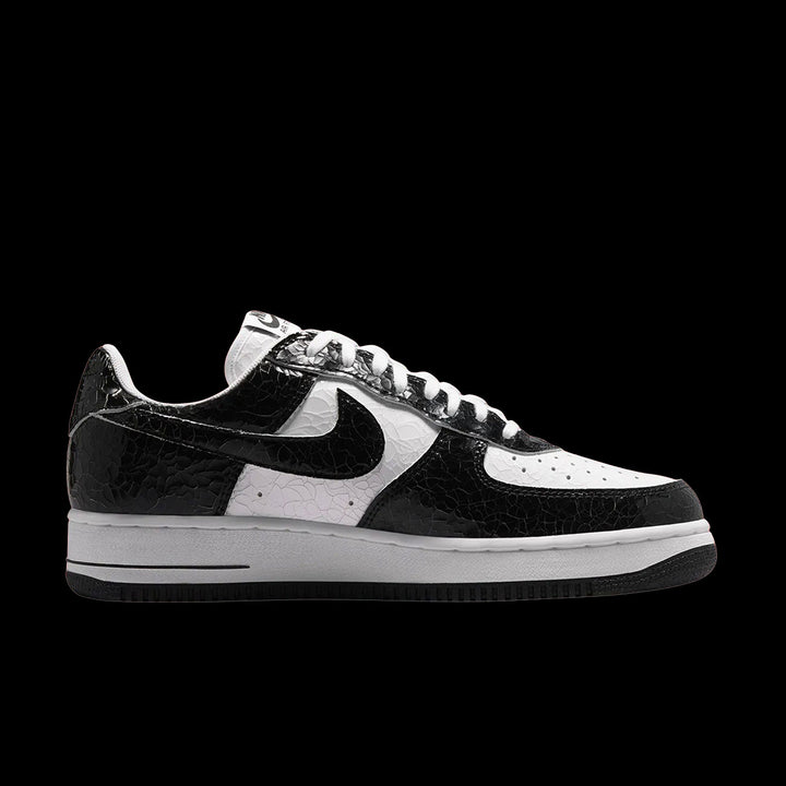 Air Force 1 Cracked Leather (Black/Black-White)