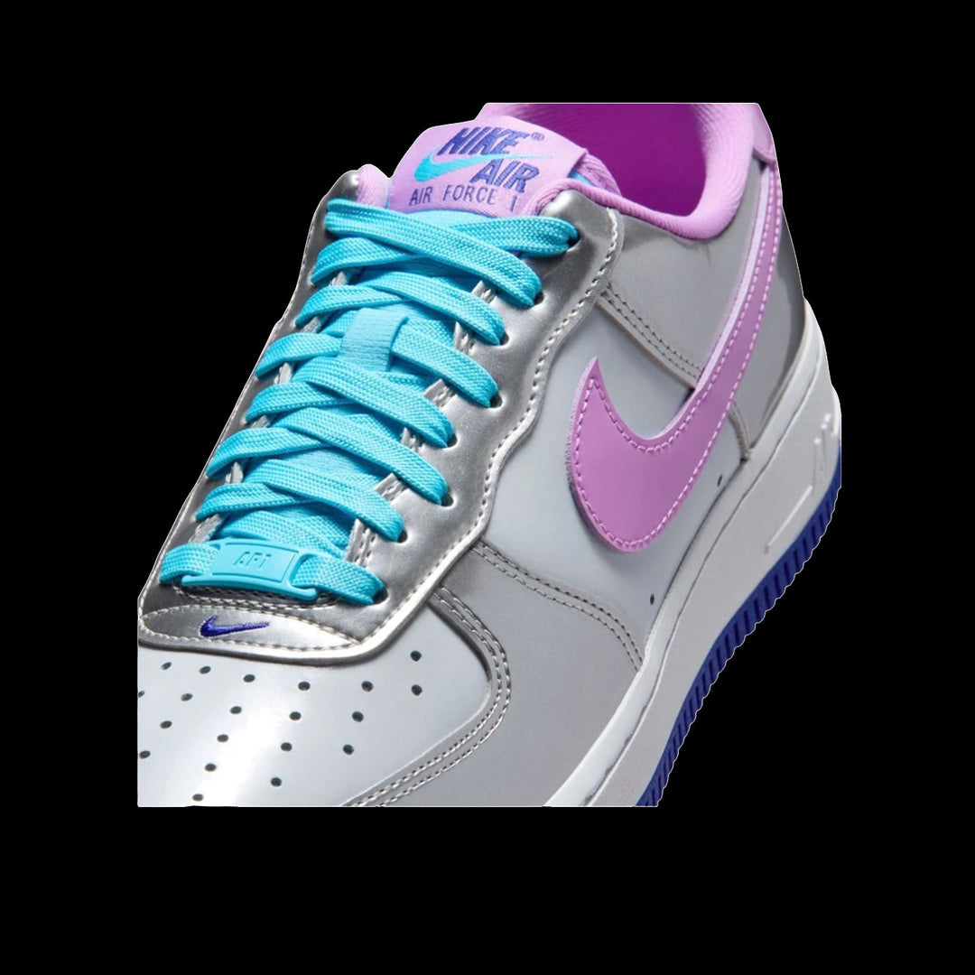WMNS Nike Air Force 1 &
